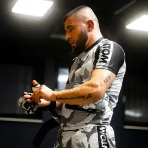 Ρασεγκάρντ Phantom Athletics Warfare image-2