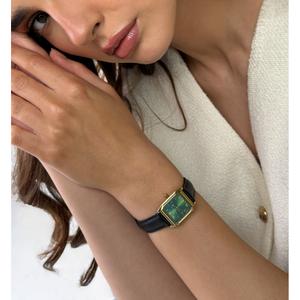 Damenarmbanduhr mit gepolstertem und genähtem Gehäuse Philipp Blanc Arbon image-4