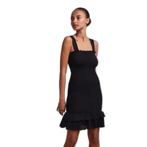 Robe smockée femme Pieces Taylin image-1