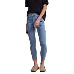 Jeans skinny femme Pieces Delly CR MB48 image-1