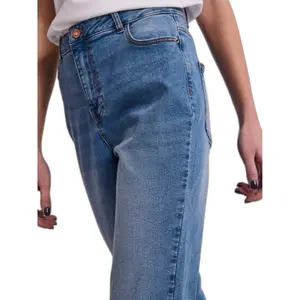 Jeans femme Pieces Esia image-4