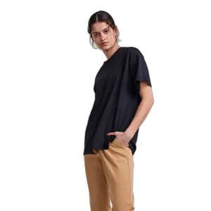T-shirt oversized femme Pieces Rina image-3