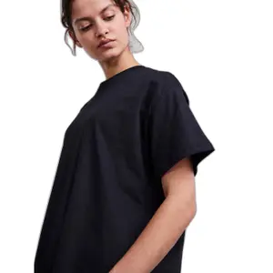 T-shirt oversized femme Pieces Rina image-4
