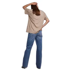 T-shirt oversized femme Pieces Rina image-3