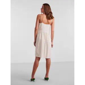 Vestido de lino Pieces Vinsty Noos image-3