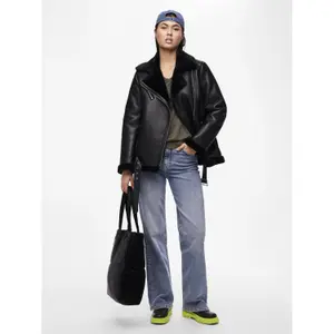 T-shirt de manga comprida às riscas para mulher Pieces Billo Lurex image-1