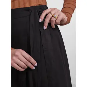 Falda Pieces Tala Noos BC image-4