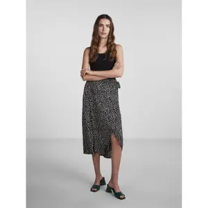 Falda Pieces Tala Noos BC image-2