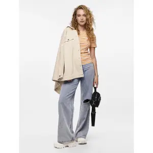 Camiseta mujer Pieces Ruka image-1