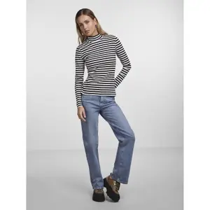 Camiseta de manga larga mujer Pieces Ruka T-neck image-2