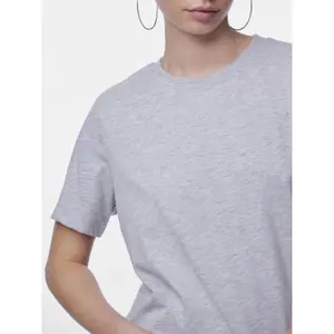 T-shirt de mulher Pieces Ria Solid image-5