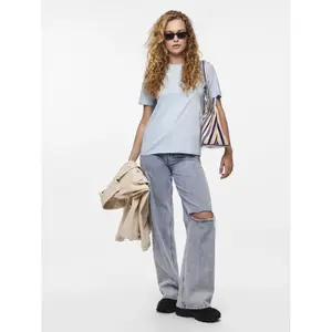 T-shirt de mulher Pieces Ria Solid image-2