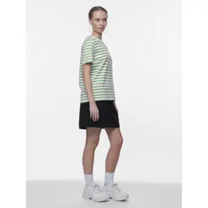 Camiseta mujer Pieces Ria Stripes image-4