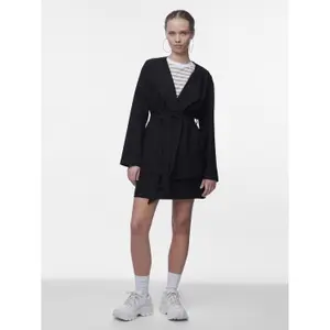 Chaqueta blazer Pieces Bosella image-1