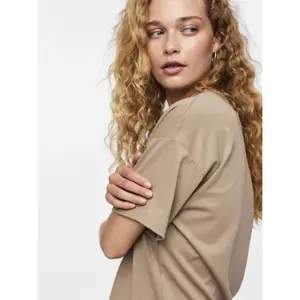 Camiseta oversize mujer Pieces Skylar Noos image-5