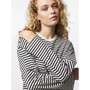 Camiseta de manga larga mujer Pieces Sadie image-5