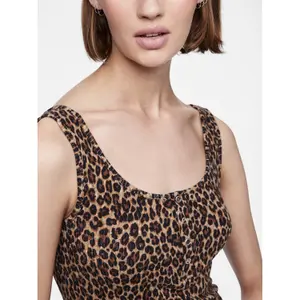 Camiseta de tirantes para mujer Pieces Kitte image-5