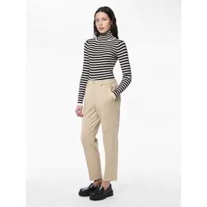 Pantalón Pieces Camil image-2