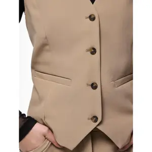 Chaleco de mujer Pieces Bozzy image-5