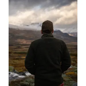 Fleece Pinewood Pile image-4