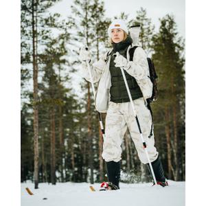 Bonnet Pinewood Stöten image-3