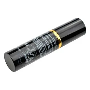 Roter Lippenpfefferspray Piranha