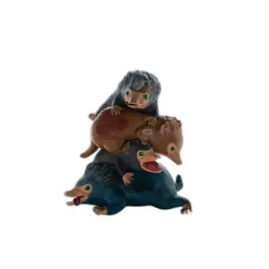 Figurine pile of niffleurs Plastoy image-0