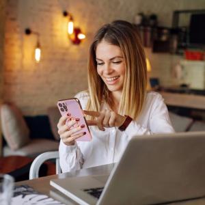 Case with ring holder and magnetic feature Platyne image-2