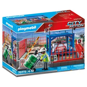 Depot with fence Playmobil City Action image-0