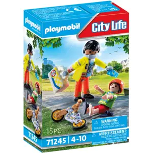First-aider figurine Playmobil image-0