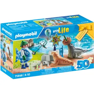 Simulation game with farmer + Arctic animals Playmobil image-1