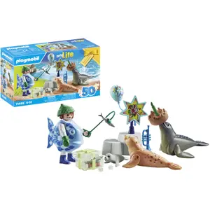 Simulation game with farmer + Arctic animals Playmobil image-3