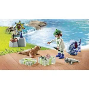 Simulation game with farmer + Arctic animals Playmobil image-4