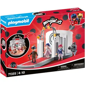 Fashion Show Simulation Game in Paris Miracls Playmobil image-0
