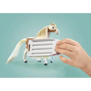 Ellie simulation games with horse Playmobil image-4