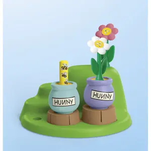 Winnie and Tigger garden figurine Playmobil image-1