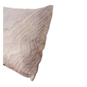 Pillow Pole To Pole Stuco image-2