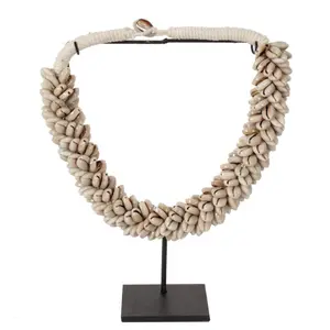 Halsband Pole To Pole J81 Small Shell Necklace