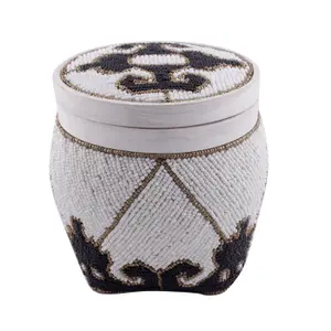 Beaded basket Pole To Pole Sultan S image-0