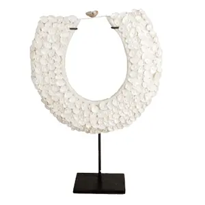 Shell necklace Pole To Pole J44 image-0