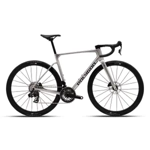 Rennrad Polygon Stratos C9 AXS