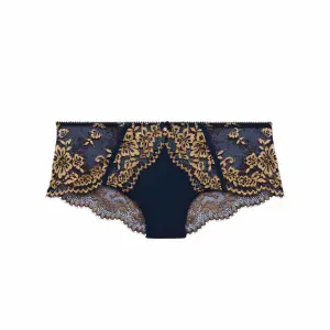Női nagy méretű short Brigitte Bardot Elégance image-0