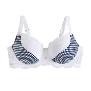 Underwired bra for women with strong support Brigitte Bardot Embellie