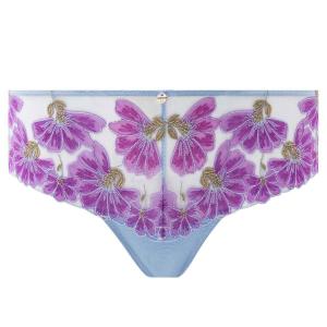 Shorty woman Morgan Clemence