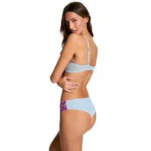 Shorty woman Morgan Clemence image-2