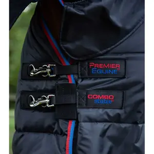 Stalldecke mit Halsteil Premier Equine 200 g image-1