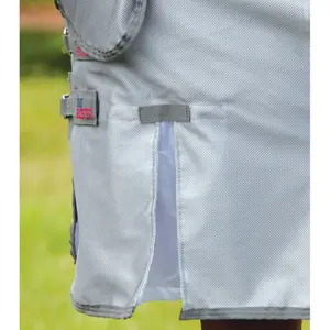Coperta anti-zanzare per pony con flap ventrale Premier Equine Bug Buster image-3