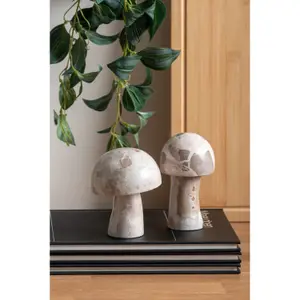 Large statue Present Time Mushroom image-3