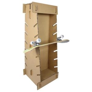 Kartonový regál na skateboardy Pro Acro