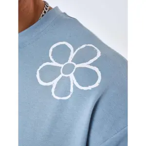 T-shirt med blomstret skitseprint Project X Paris image-6